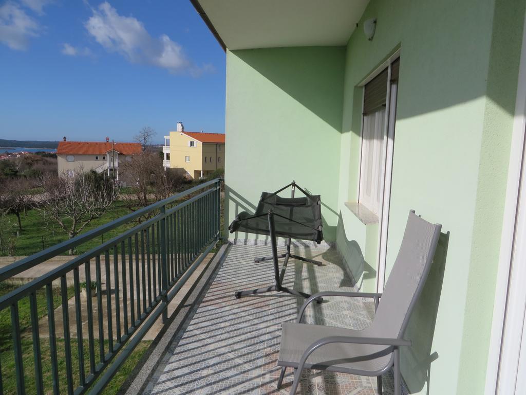 Apartment Mare Medulin Eksteriør bilde