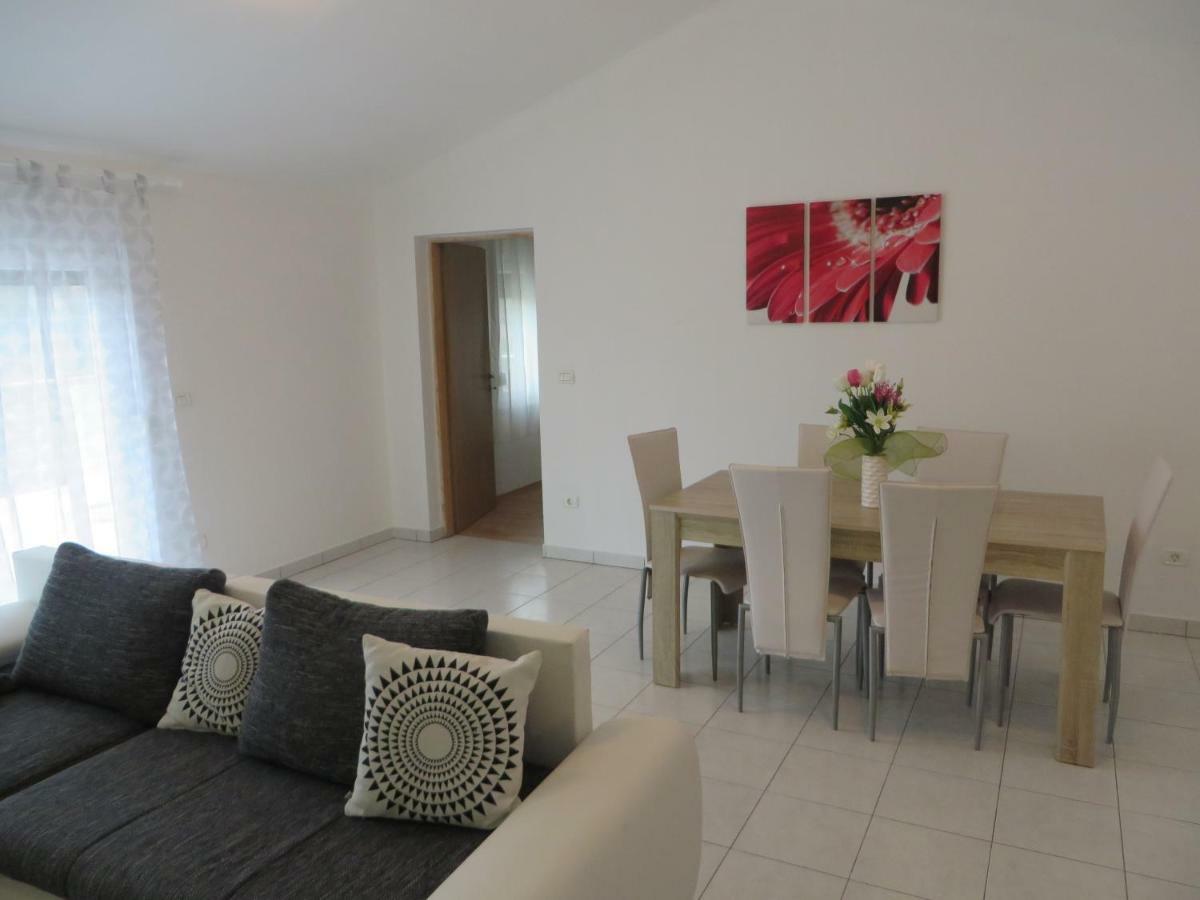 Apartment Mare Medulin Eksteriør bilde